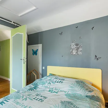 Holiday home Maison Papillons